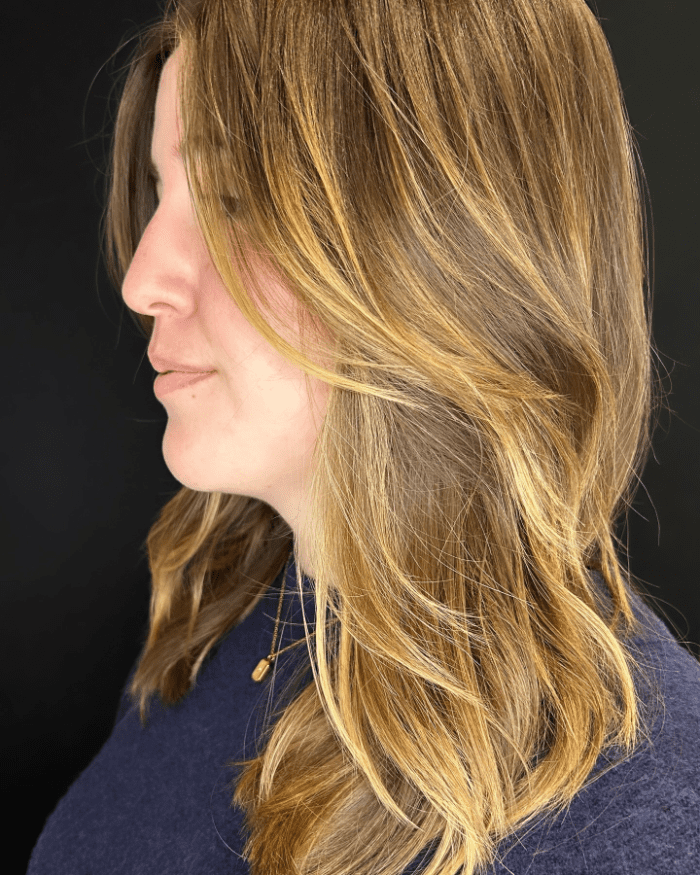 Gentle Layers and Sun-Kissed Balayage Highlights
