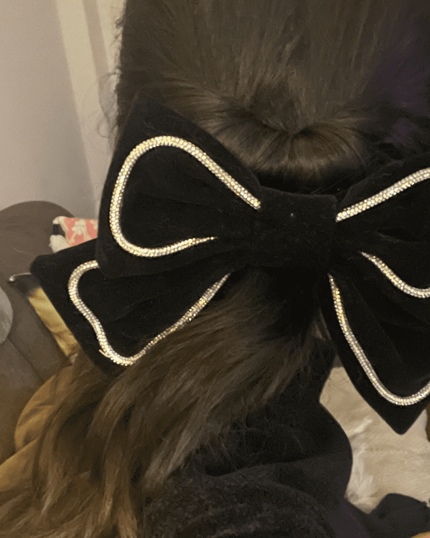 Glamorous Ribbon Ponytail