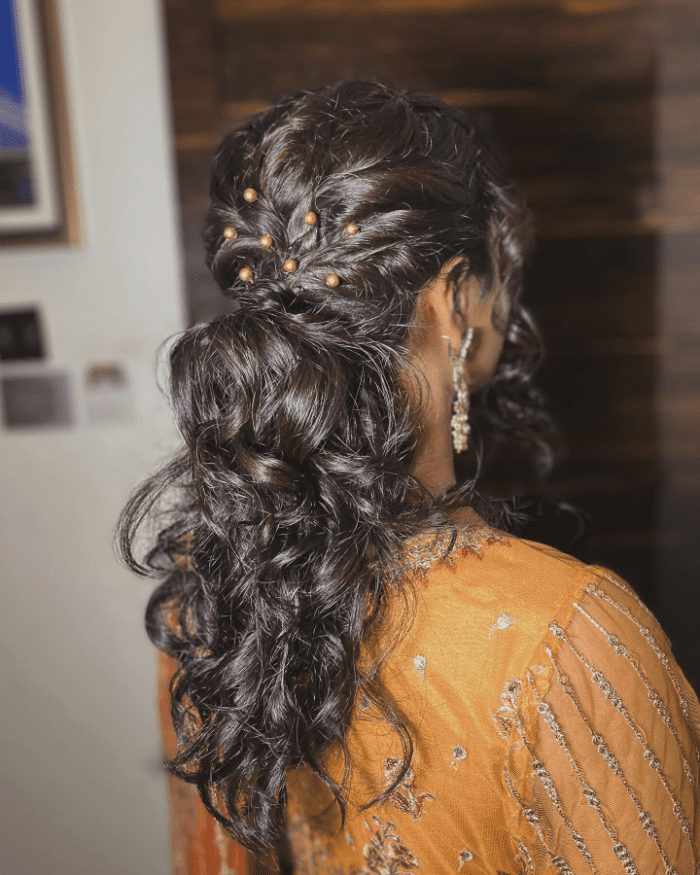 Lush Ponytail with Golden Detail