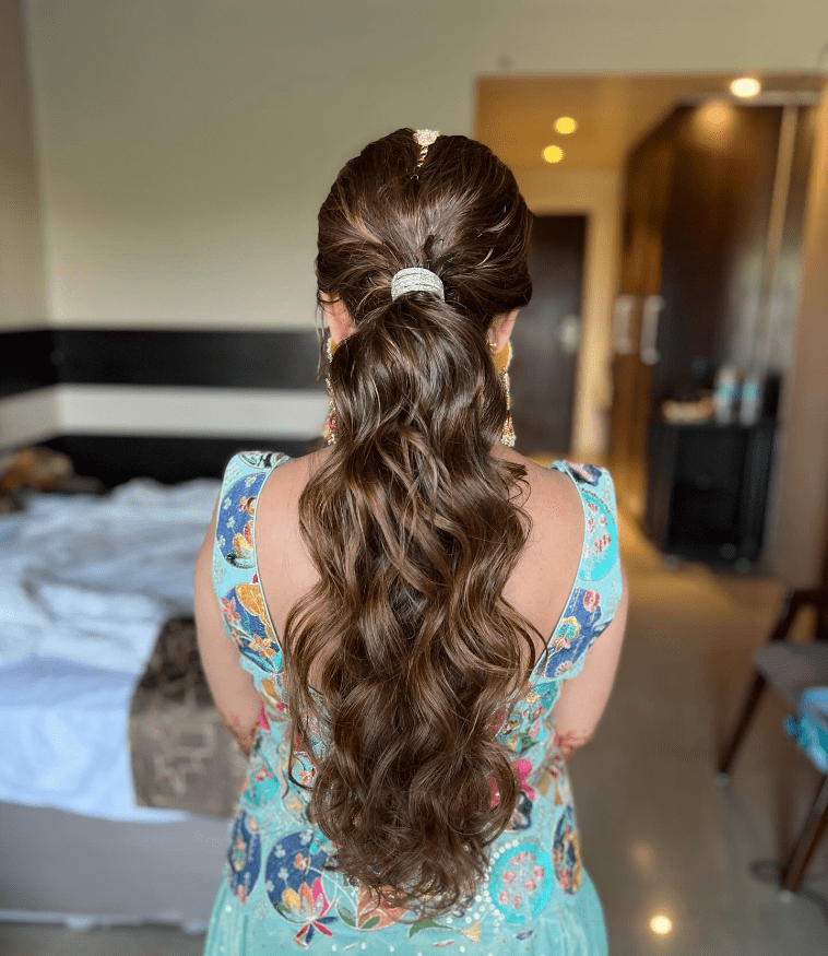 Romantic Curls Ponytail