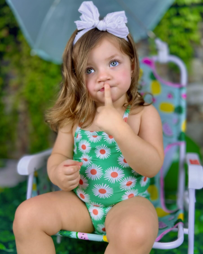 Wispy Waves and White Bow