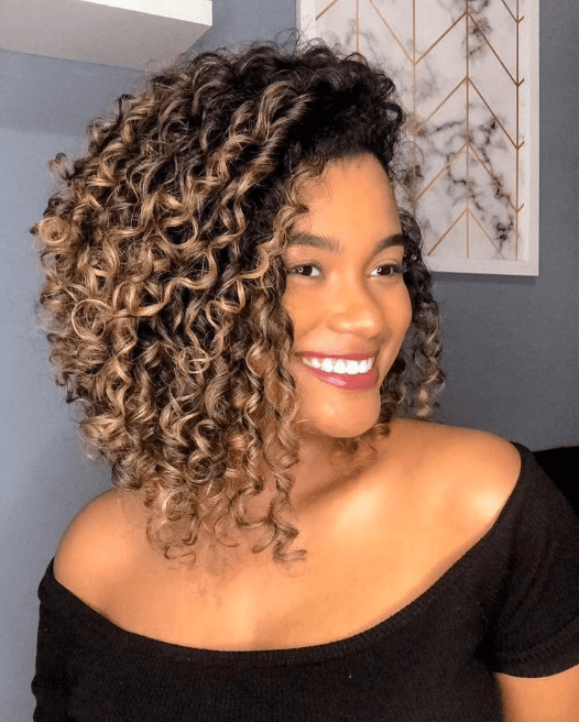 Bouncy Caramel Curls Delight