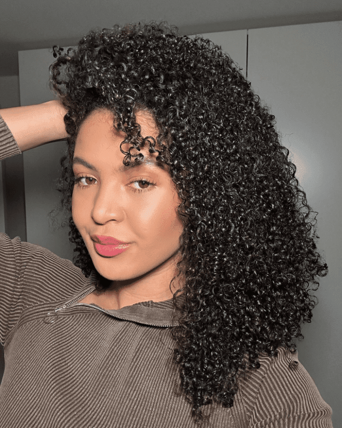 Bouncy Curls, Polished Fun