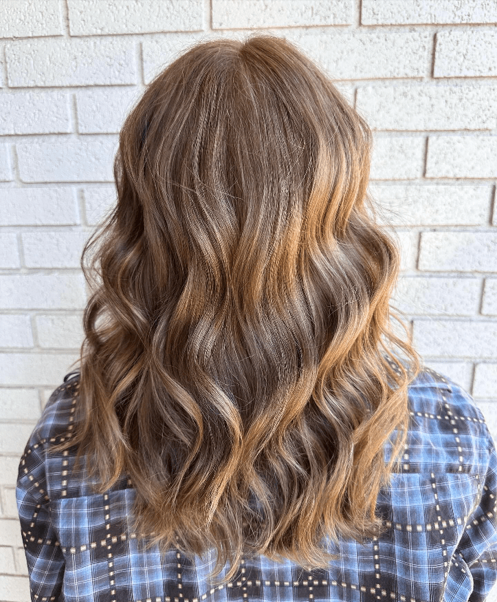 Effortless Light Brown Waves 