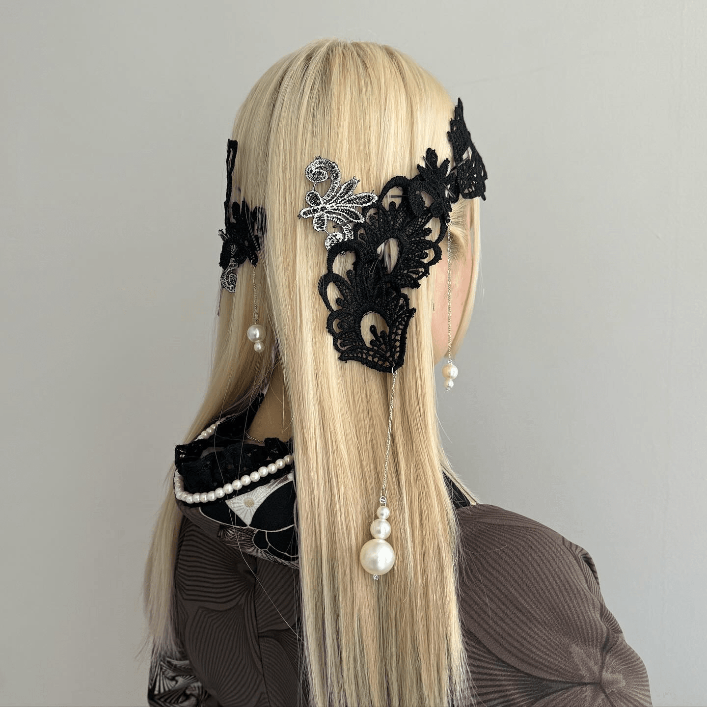 Elegance in Contrast: Blonde and Black