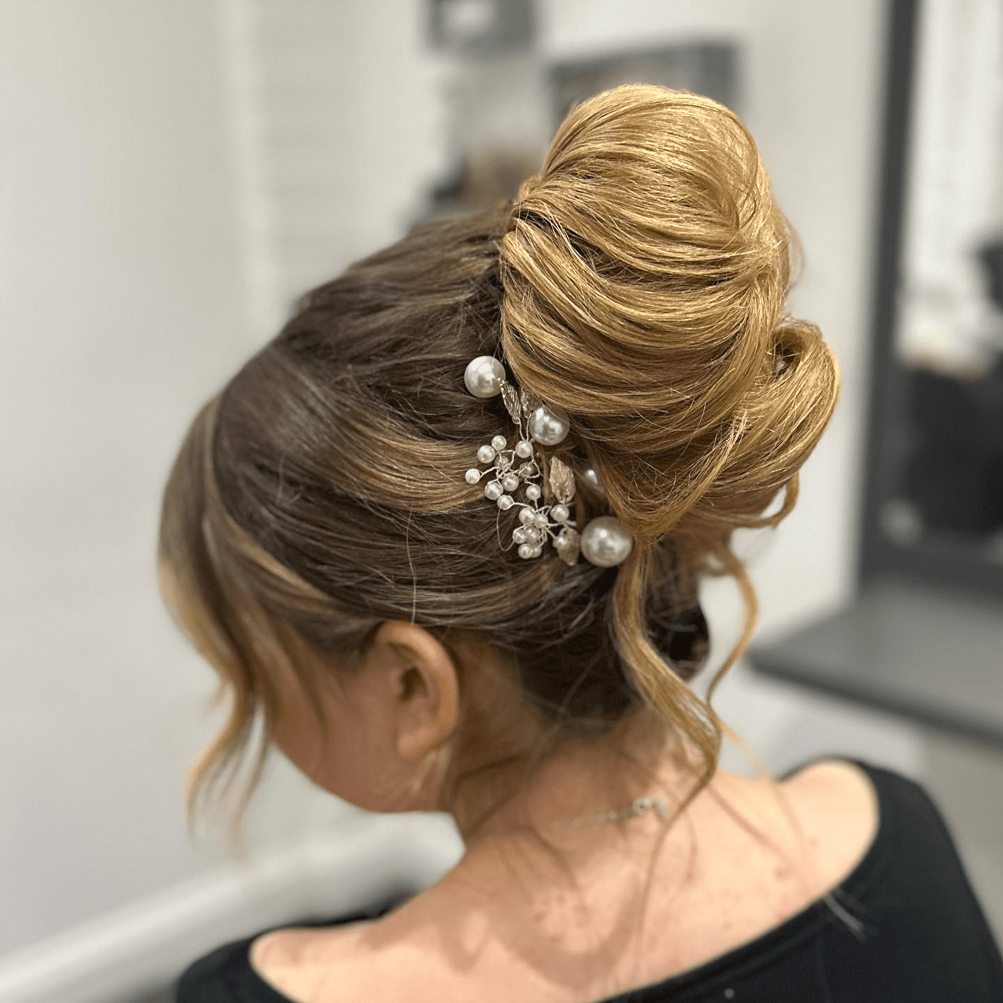 Elegance in Twists and Pearls