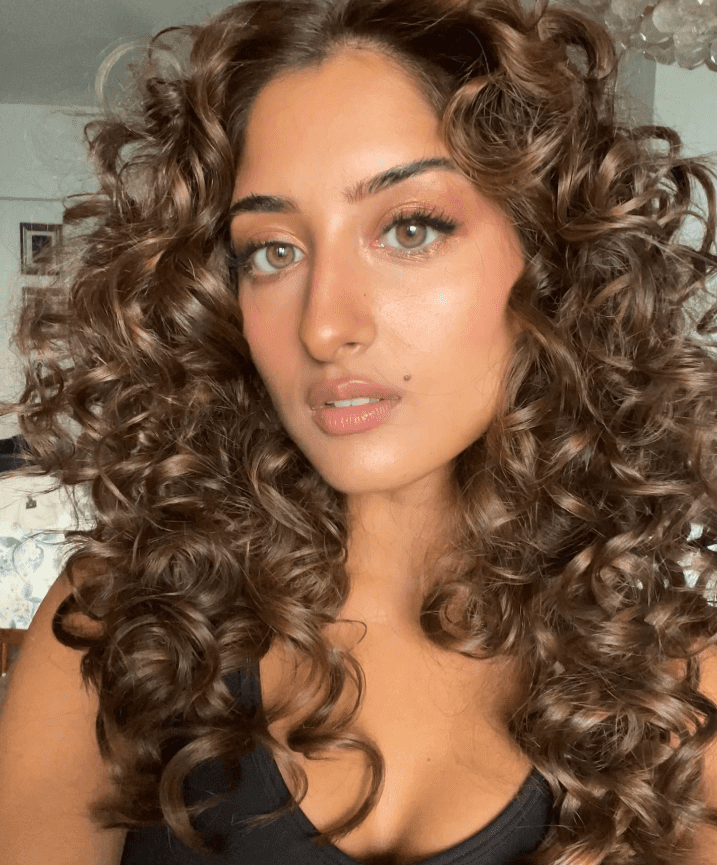 Face-Framing Layers and Bouncy Curls