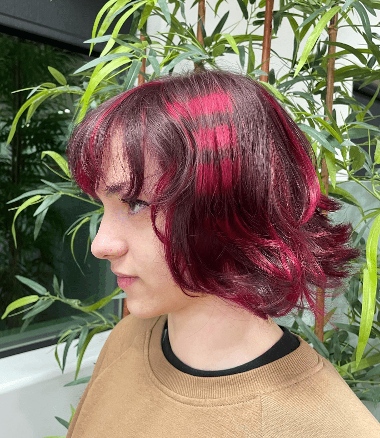 Fierce Reds in Waves