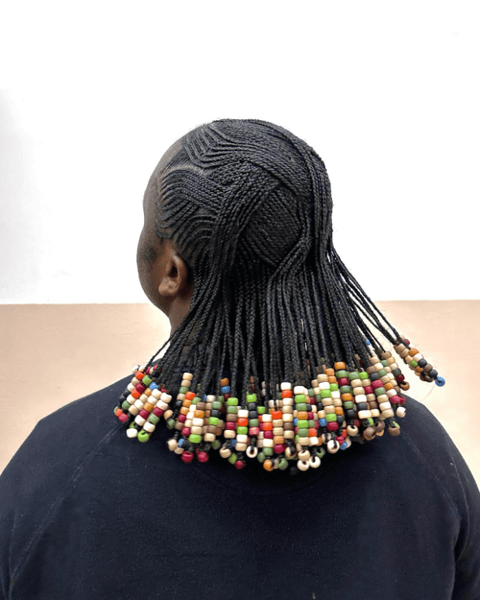 Geometric Braids and Beads