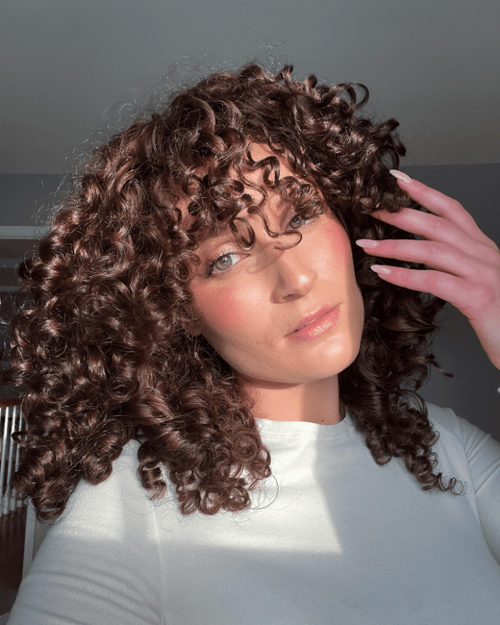 Luminous Curls Grace