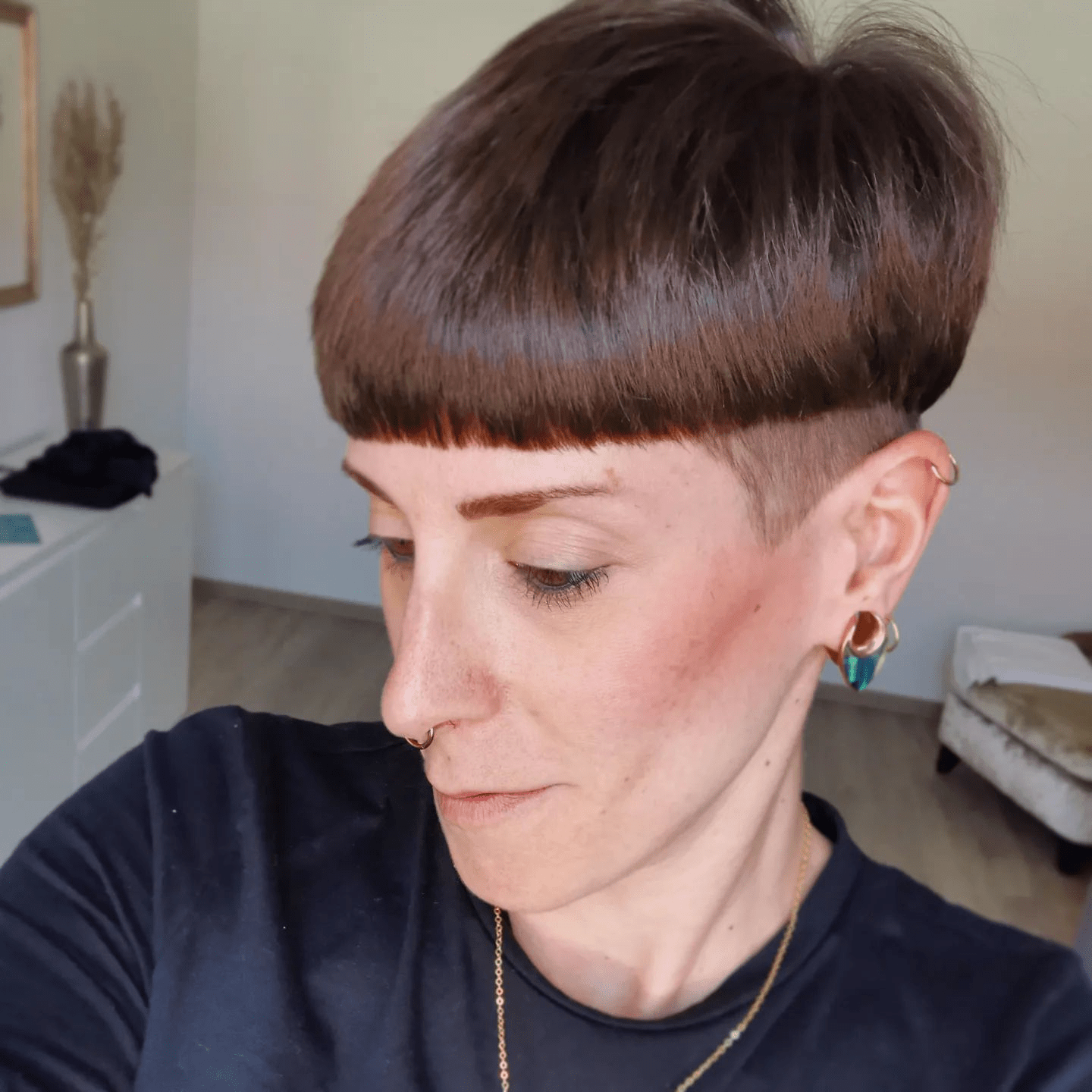 Bold Rebel Undercut Elegance