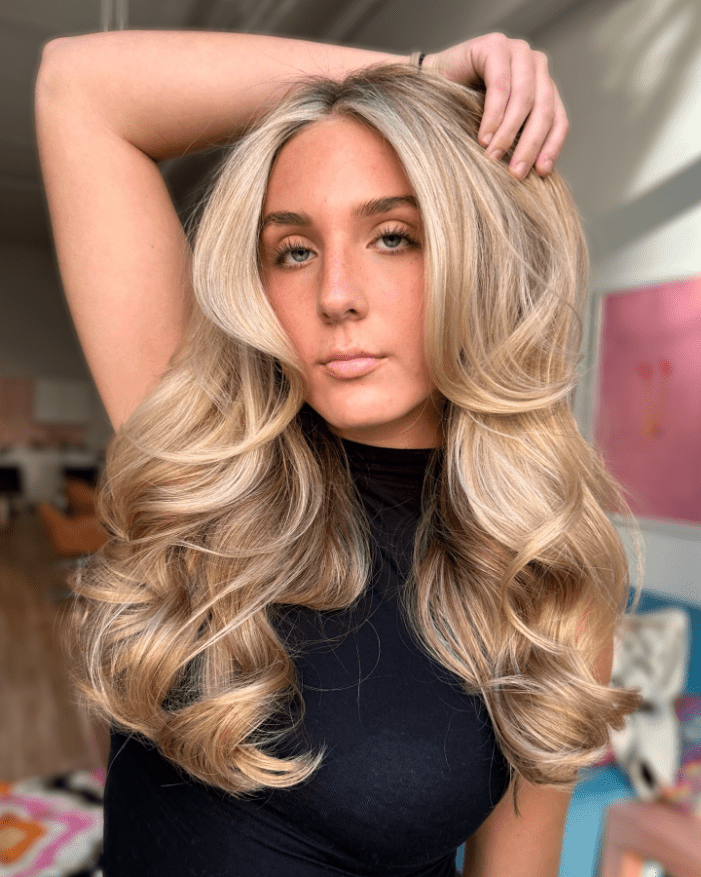 Bouncy Blonde Voluminous Curls