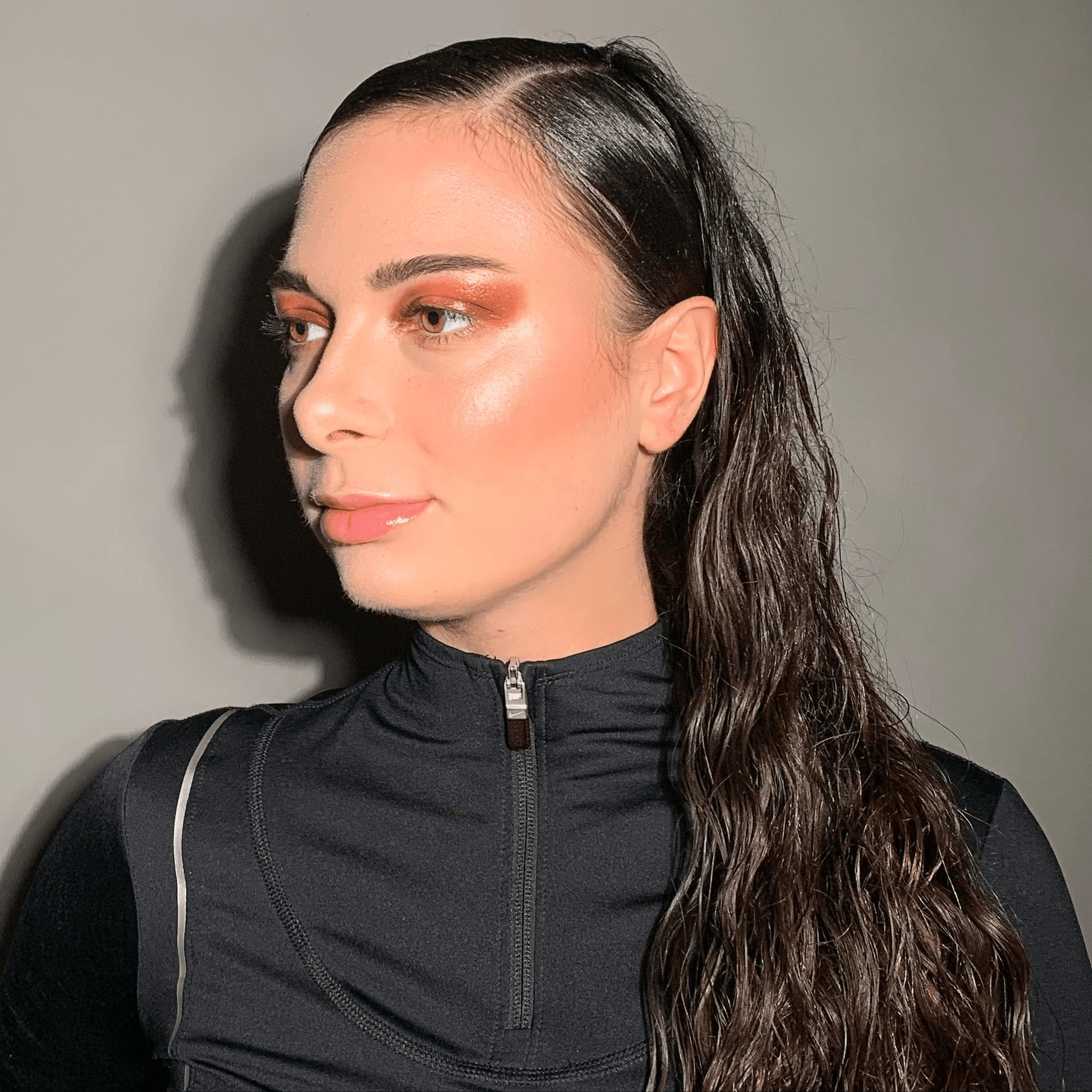 Glossy Waves of Confidence