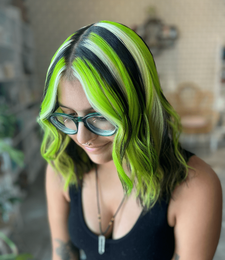 Electric Lime Contrast Waves