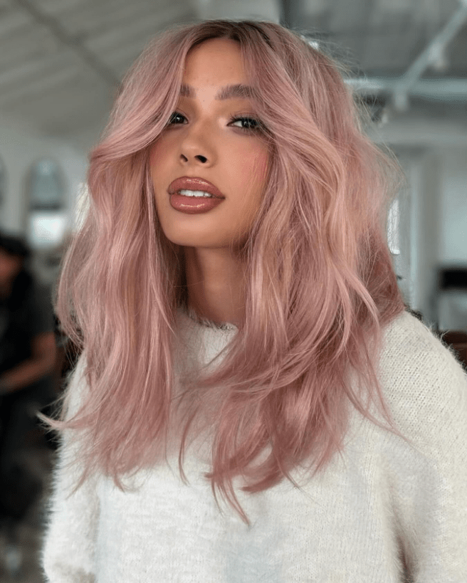 Soft Waves in Pastel Pink