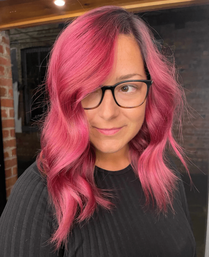 Radiant Fuchsia Waves Contrast