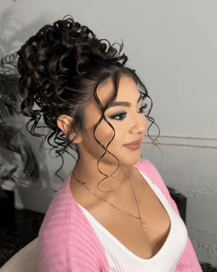 Romantic Curls with Tendril Frame