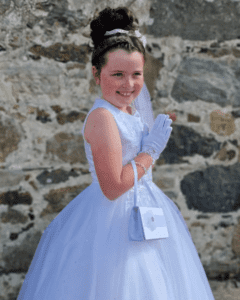 45 Adorable First Communion Hairstyles For Girls