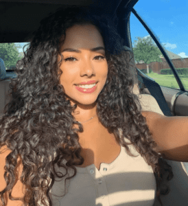 26 Curly Hairstyles Perfect For College Life