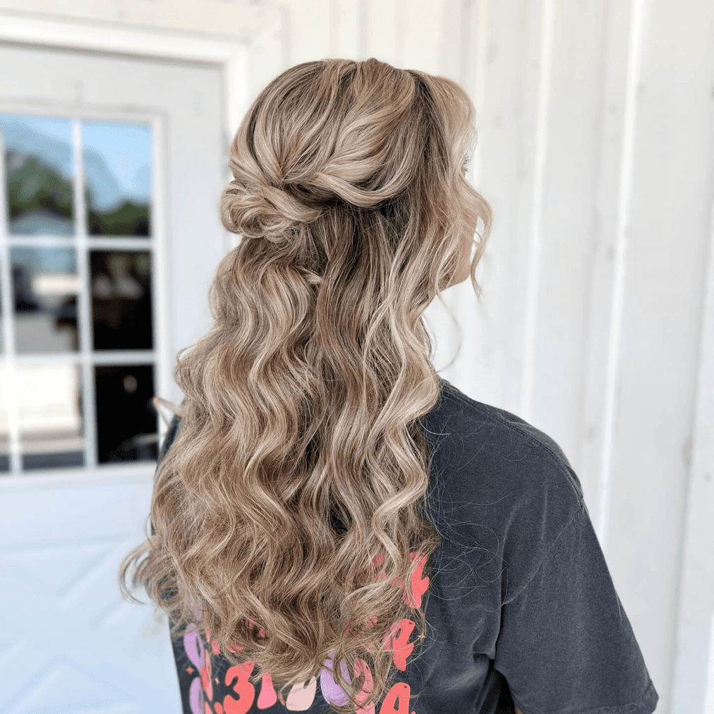 21 Half Up Half Down Wavy Hairstyles Inspiring Hairstyles
