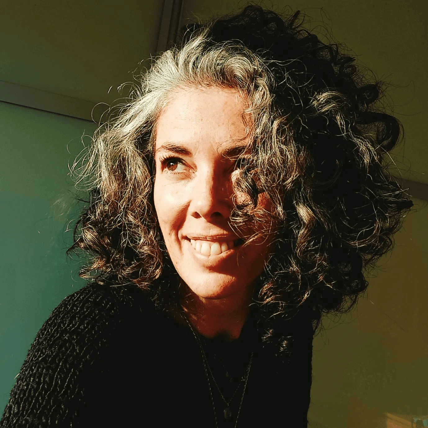Graceful Grey Curly Bob