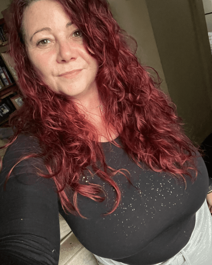 Fiery Flowing Crimson Curls