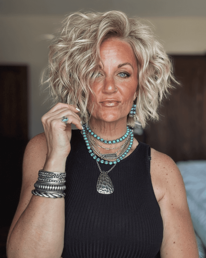 Effortless Tousled Bob Magic